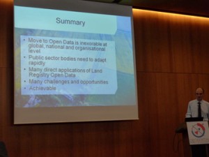 Présentation d'Andrew Trigg, HM Land Registry